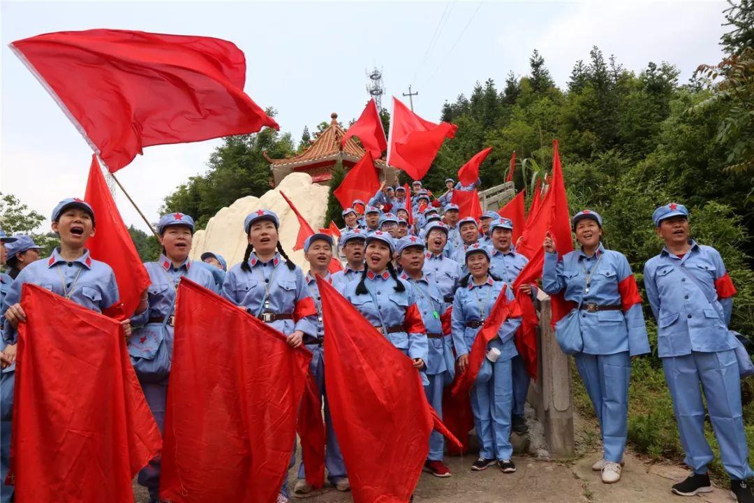 持卡免費 | 本周新線路！ “濟寧人游濟寧”旅游惠民直通車帶你追憶紅色歲月！